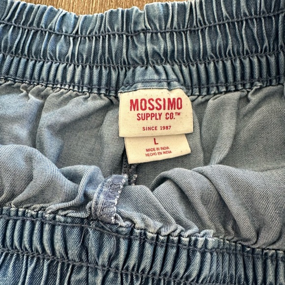 Lightweight Drawstring Summer Shorts - Picture 5 of 6